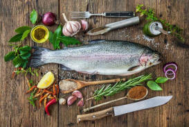 Тұздықтағы қуырылған балық 12